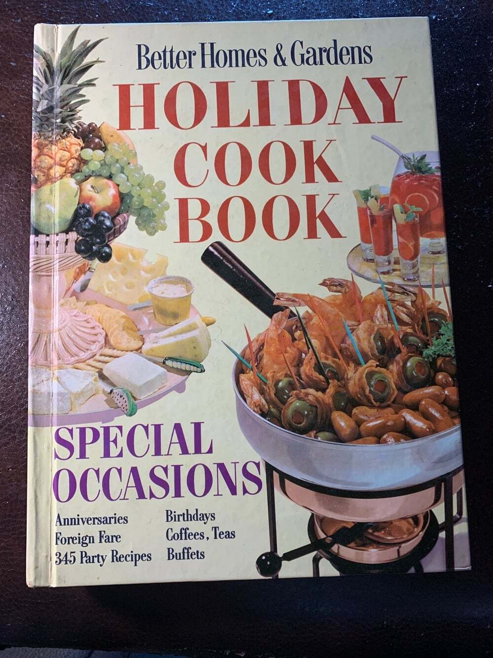 Holiday Cookbook by Better Homes and Gardens